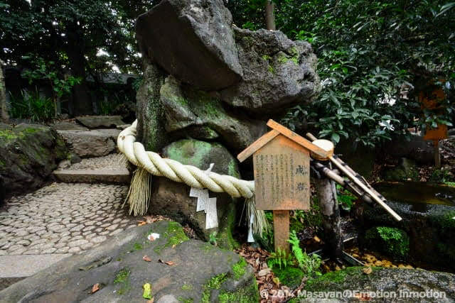川越氷川神社/戌岩